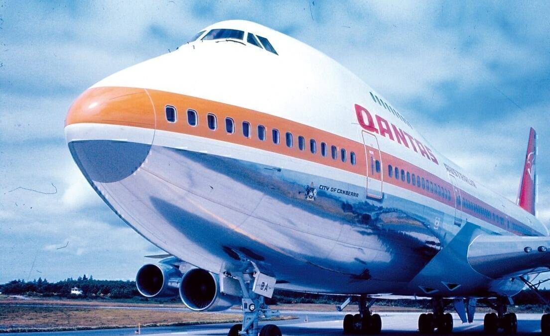 Qantas' Transpacific Flight History
