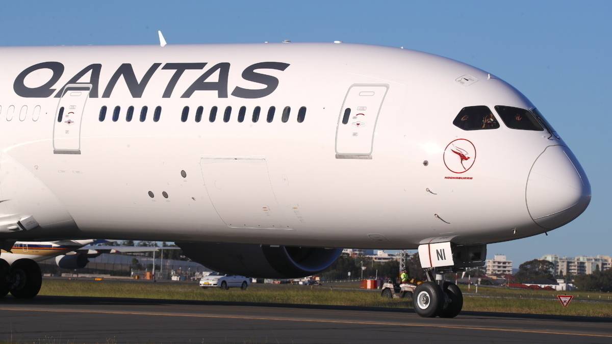 Qantas CEO Says Vaccine May Be Necessary To Resume US Flights