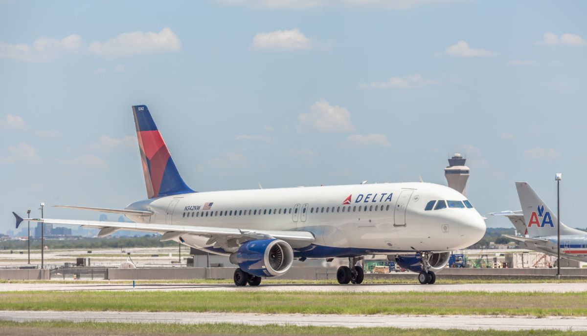 Hurricane Laura Prompts Flights To Divert Hundreds Of Miles