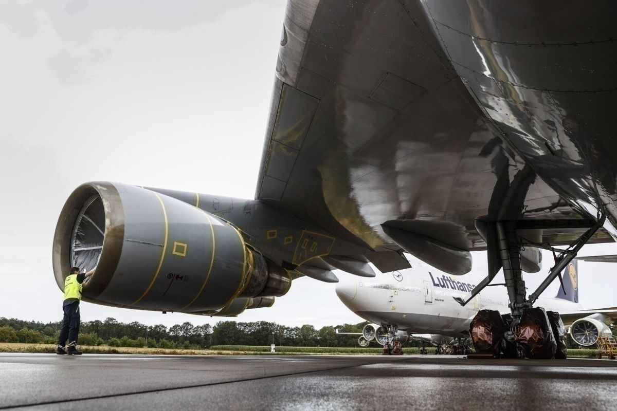 In Photos: Lufthansa Mothballs Boeing 747s In The Netherlands