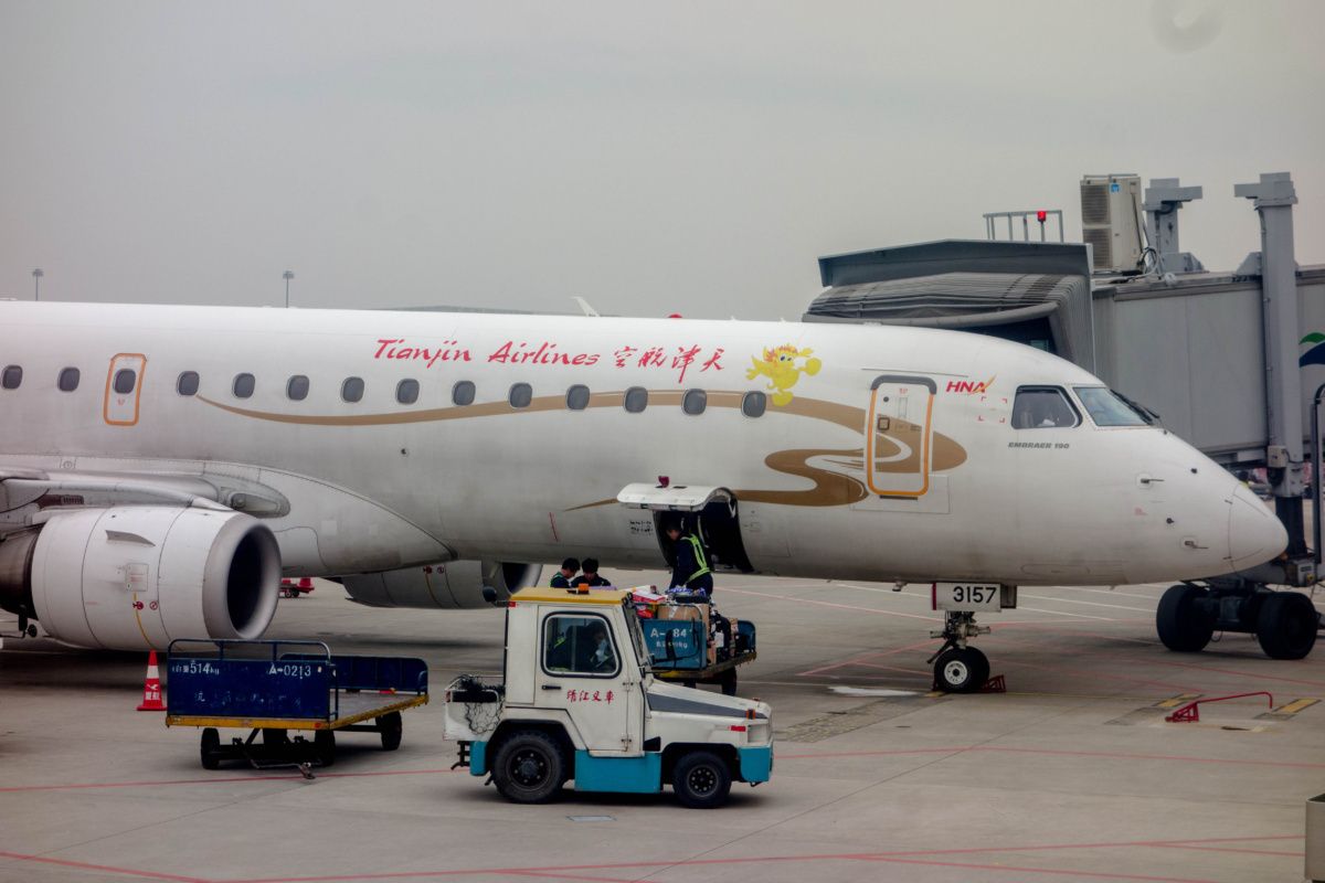 Tianjin Airlines E190 Redecorated To Celebrate Chinese Star's Birthday