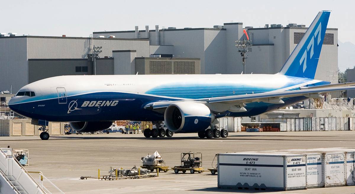 Volga-Dnepr Places Its First Boeing 777F Into Commercial Service
