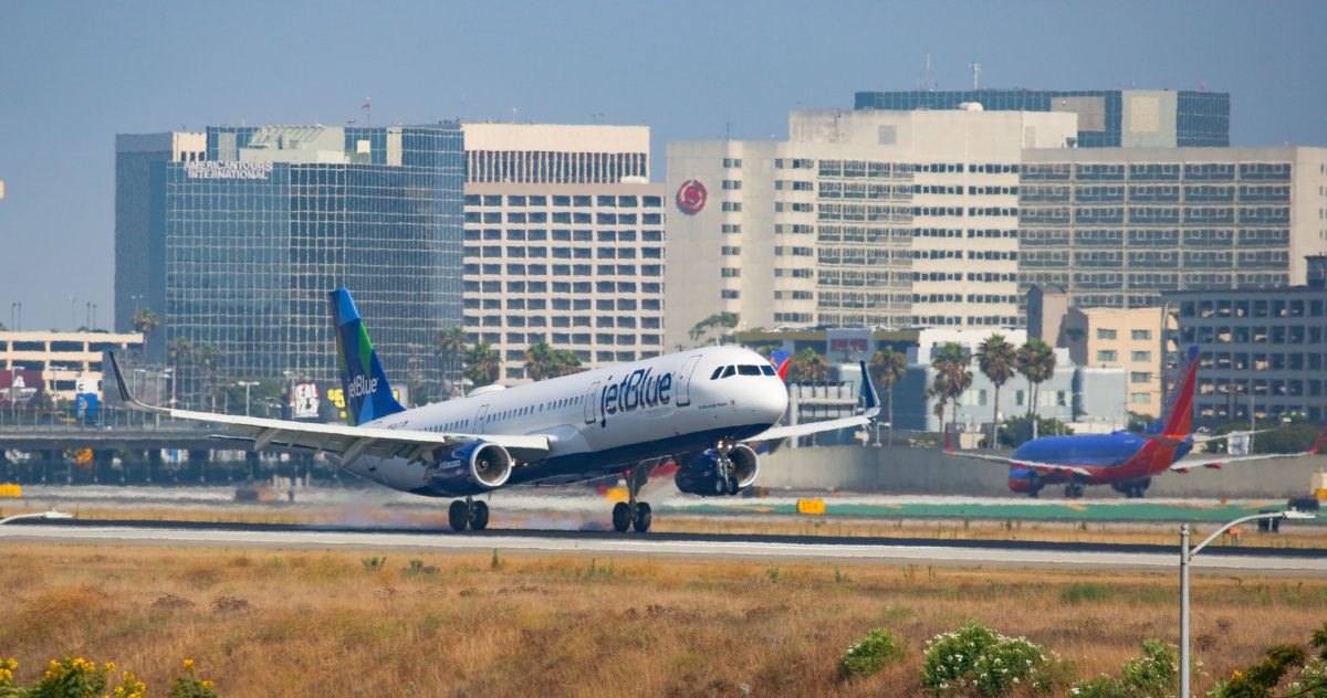 JetBlue Airbus A320 Returns To Fort Lauderdale After Gear Retraction Failure