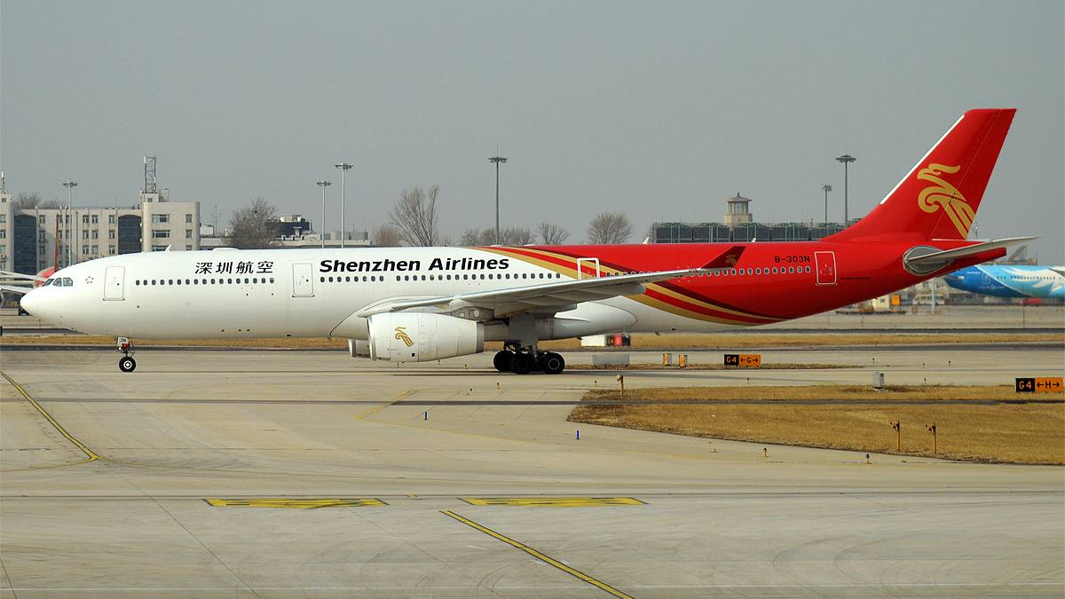 Shenzhen Airlines Airbus A330-300 Suffers Loss Of Cabin Pressure