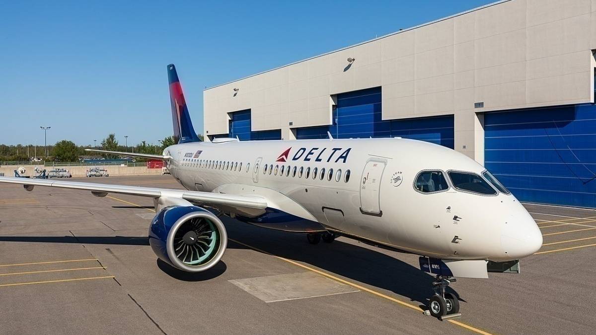 What To Expect From Delta's New Airbus A220-300 Fleet