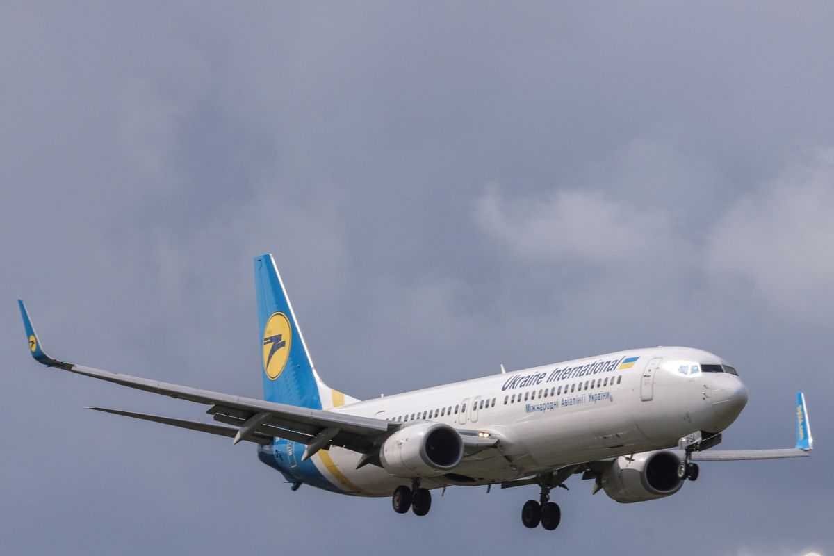 Ukraine International Airlines Offers Humanitarian Flights Cooperation