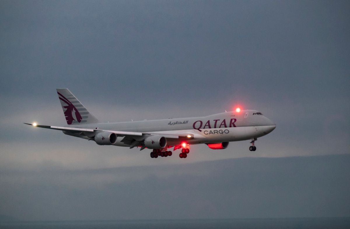 Doha Runway Briefly Blocked By Qatar 747-8 After Hydraulic Leak