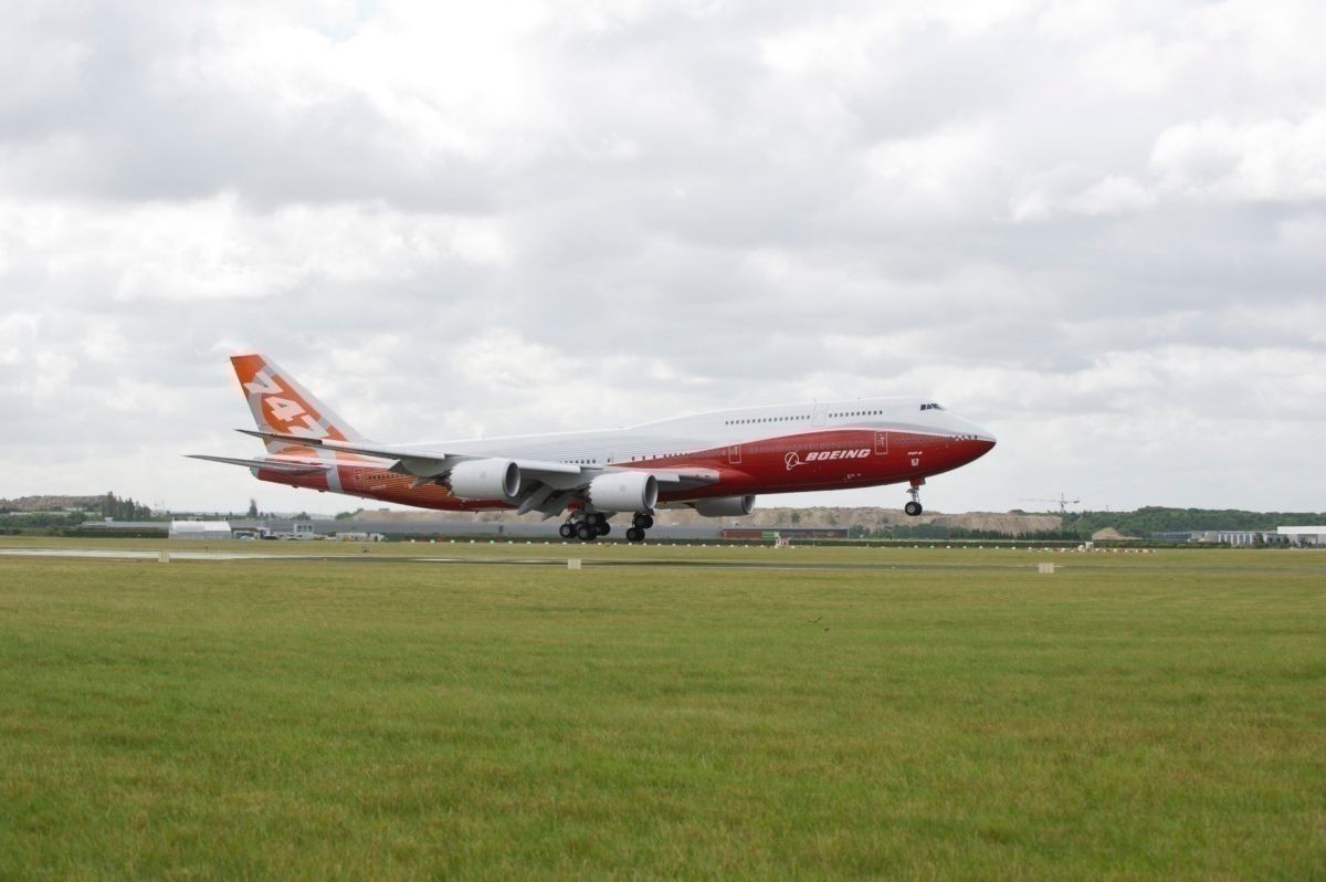 Which Airlines Fly The Boeing 747-8I?