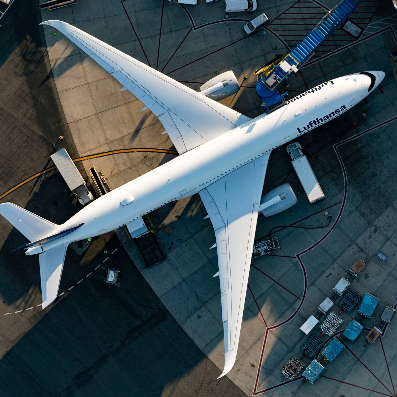 Behind The Perfect Jet Shot With Aviation Photographer Vincenzo Pace