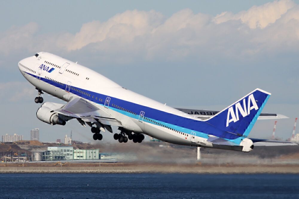 The Short-Haul Jumbo Jet: Meet The Boeing 747D