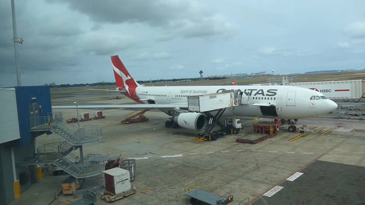 Flight Review: Qantas A330 Business Class, Sydney To Bali