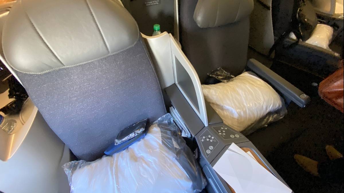 Flight Review: American Airlines A321T Business Class
