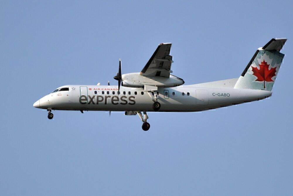 An Air Canada Jazz Dash 8 Took Off Without Receiving Clearance