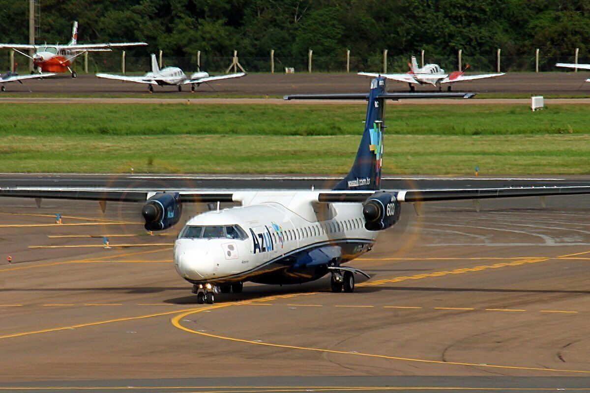 Cracked Windshield Leads To Cabin Pressure Loss On Azul ATR