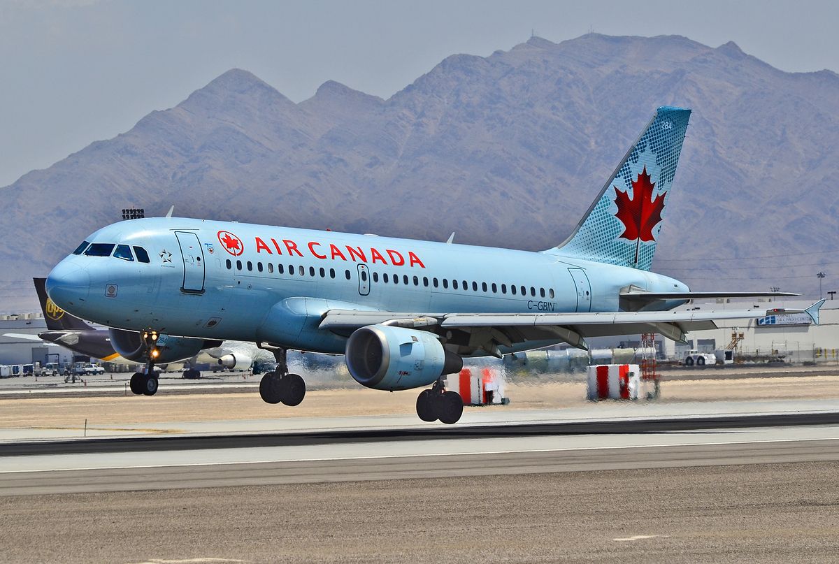 Air Canada Airbus A319 Returns To Los Angeles Over Cargo Door Indication