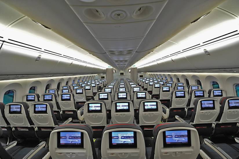 Air Canada Boeing 787-9 economy class