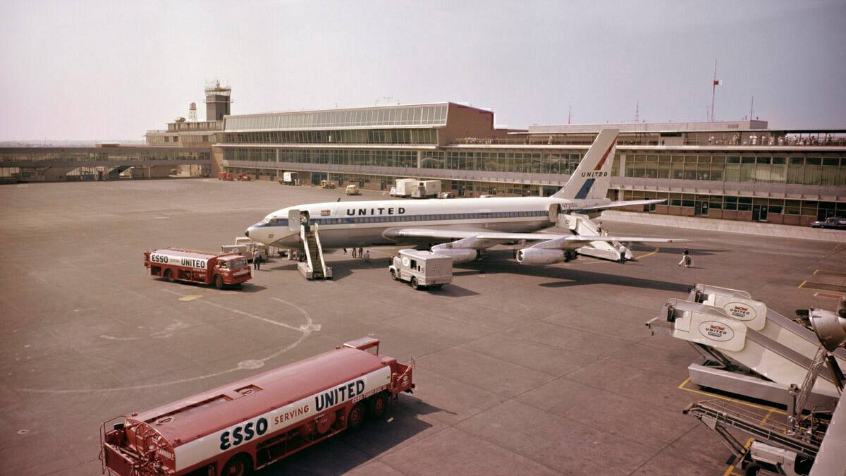 What Happened To The Boeing 720?