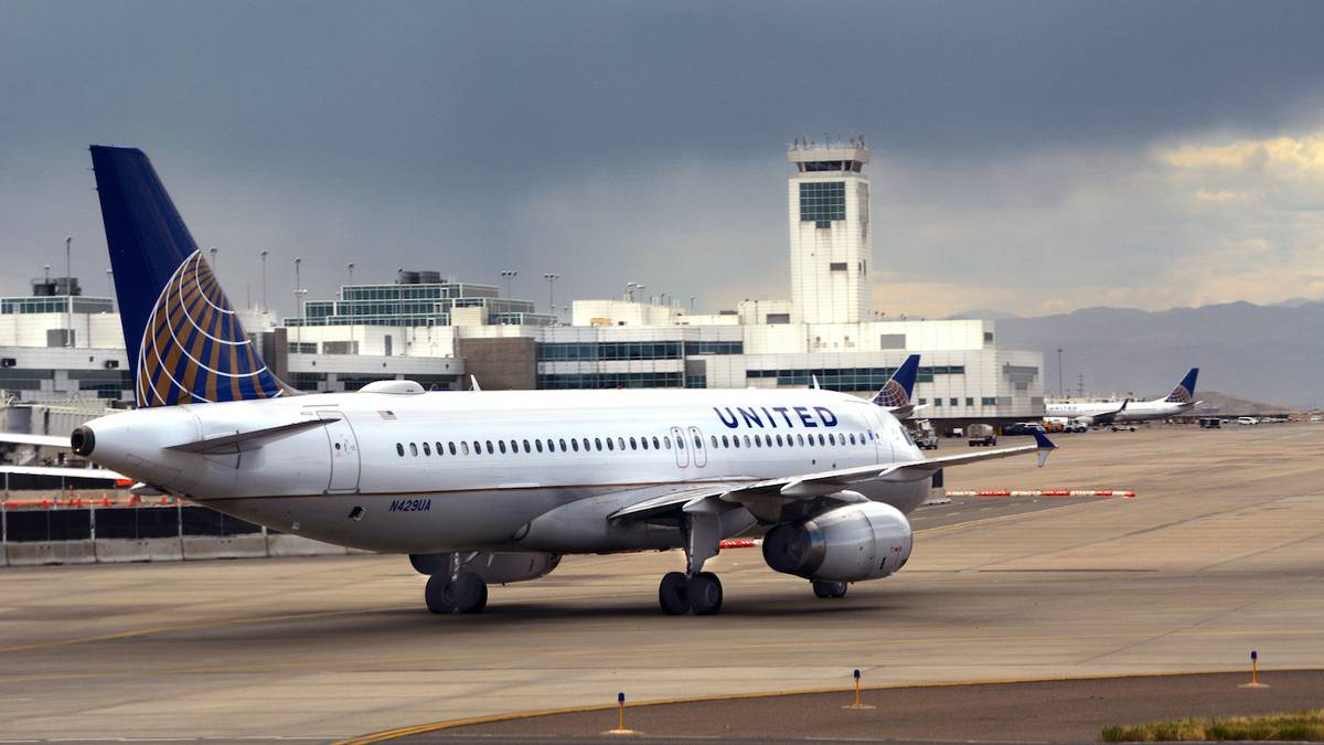 FlyBosnia Leases A 26 Year Old United Airlines Airbus A320