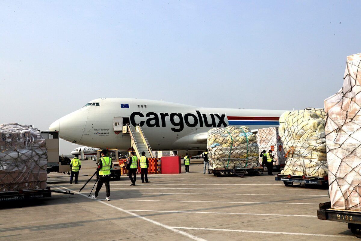 Boeing 777-300ER Freighter Conversion Gains Interest From Cargolux