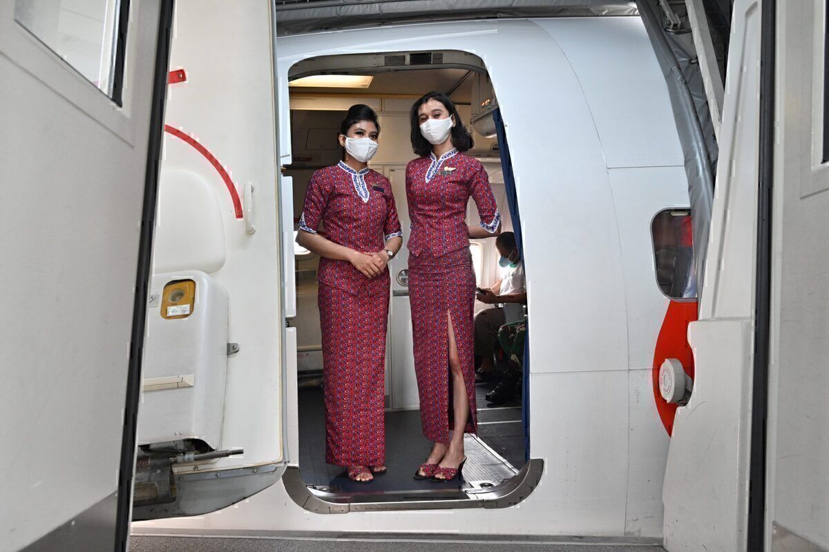 Lion Air Miracle - Baby Born On Flight In Indonesia