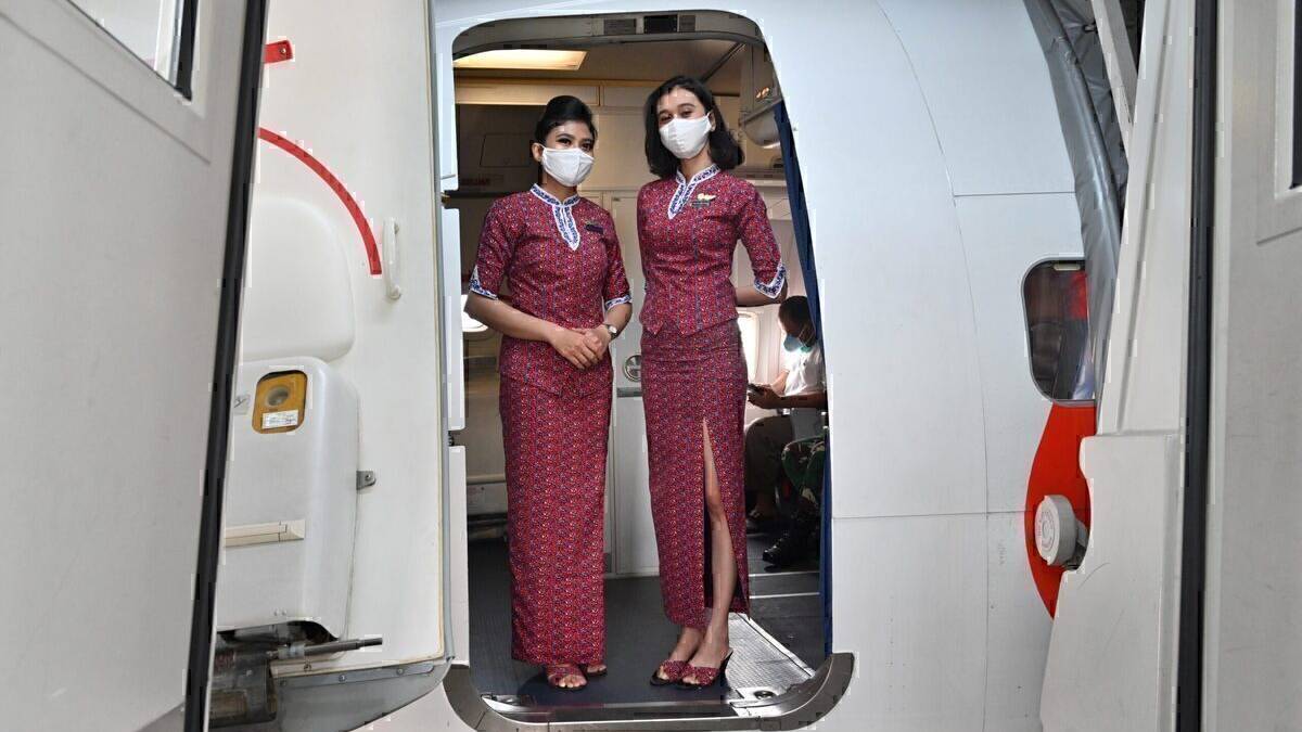 Lion Air Miracle - Baby Born On Flight In Indonesia