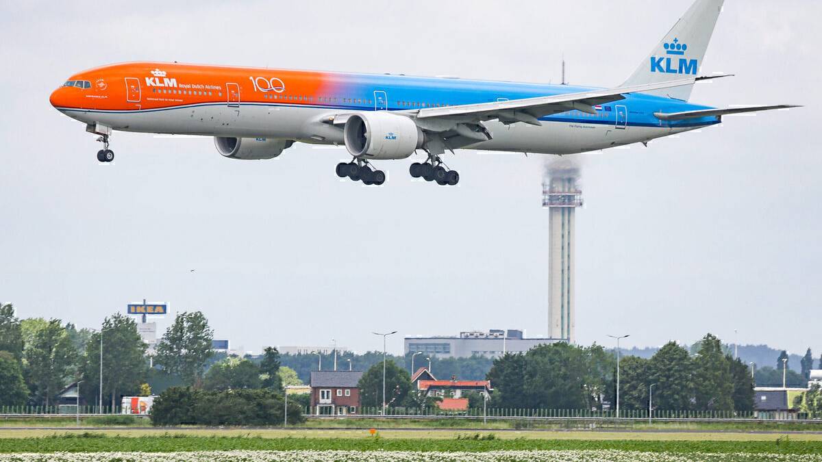 Amsterdam-Bound KLM Boeing 777 Diverts Over Engine Issue