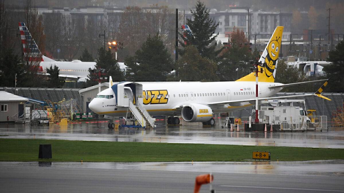 Up Close - Ryanair's New Buzz Livery Spotted On The 737 MAX