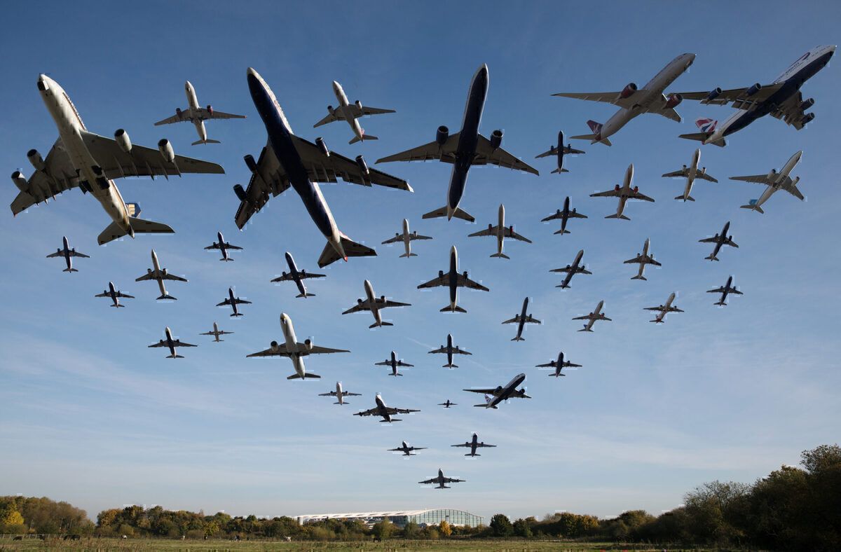 Heathrow Remains Busy While Other London Airports Fall Quiet