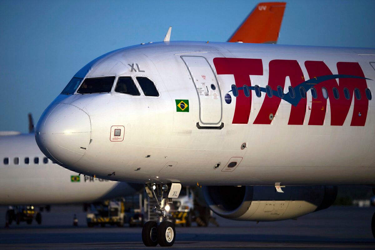 LATAM Sees Revenues Plummet After Passengers Drop 95%