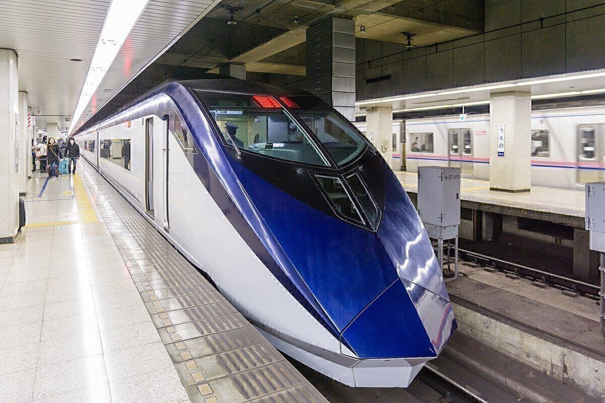 Quarantine Train Carriages Launched For Travelers Arriving In Tokyo