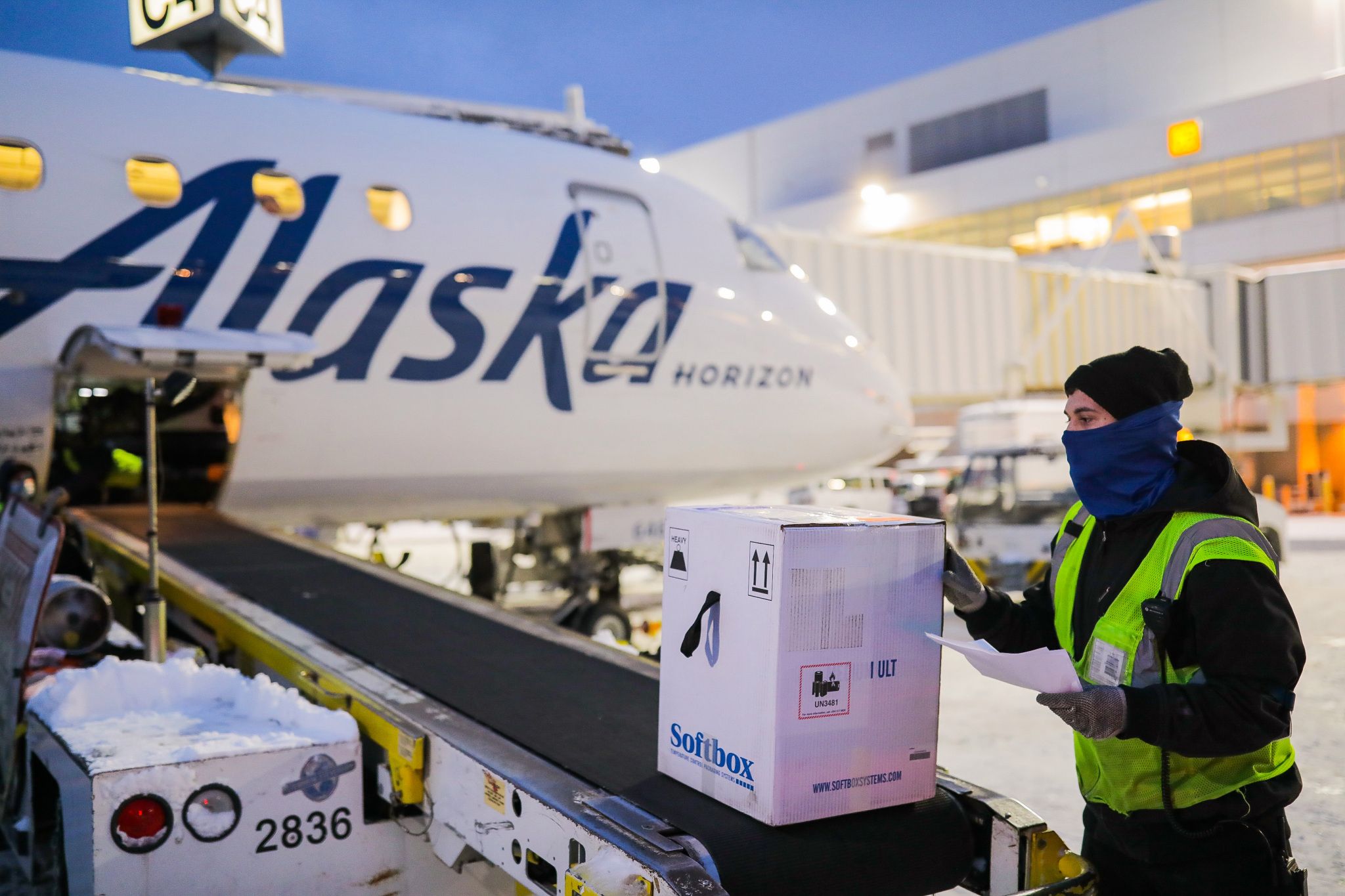Alaska Airlines Aids In Vaccine Distribution In Rural Alaska