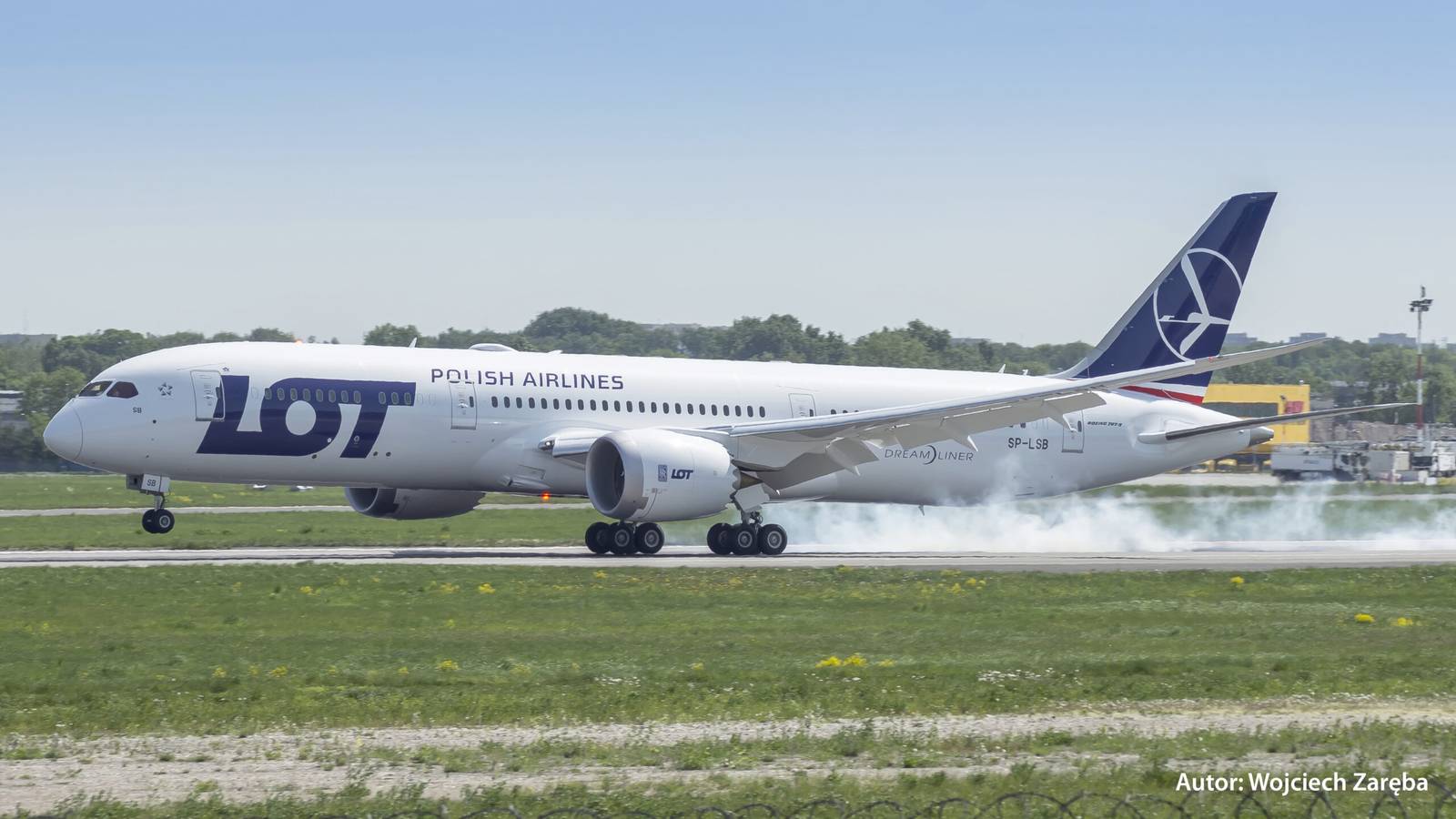 Christmas Comes Early For LOT Polish With $787 Million Support