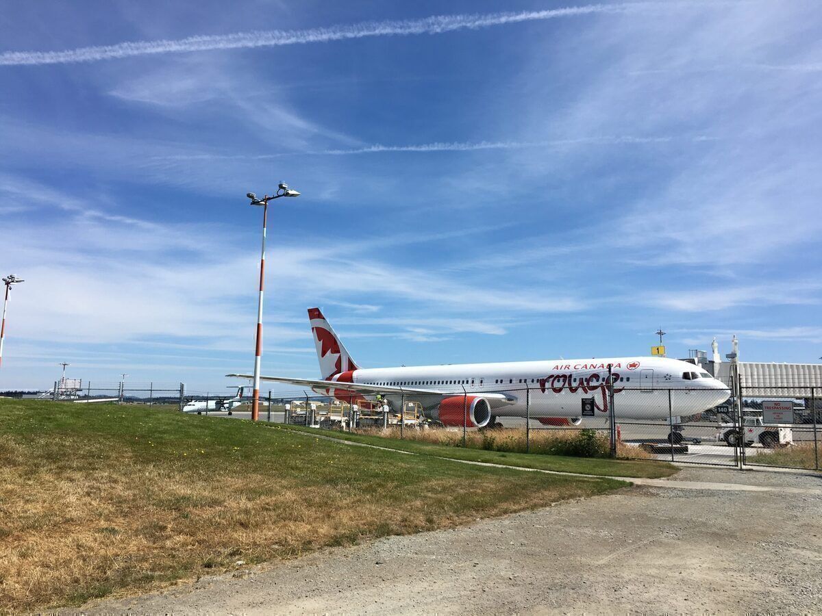 Victoria International Airport Isn't Using Its New Taxiways