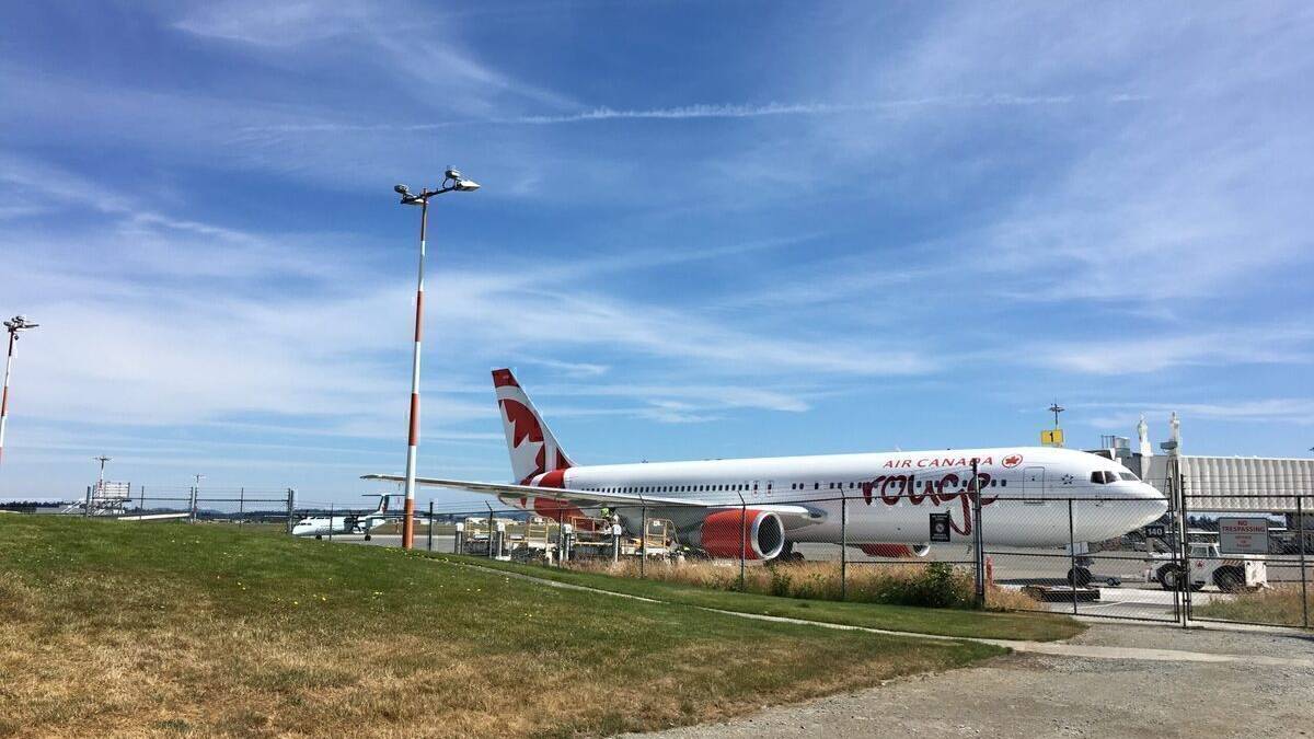 Victoria International Airport Isn't Using Its New Taxiways