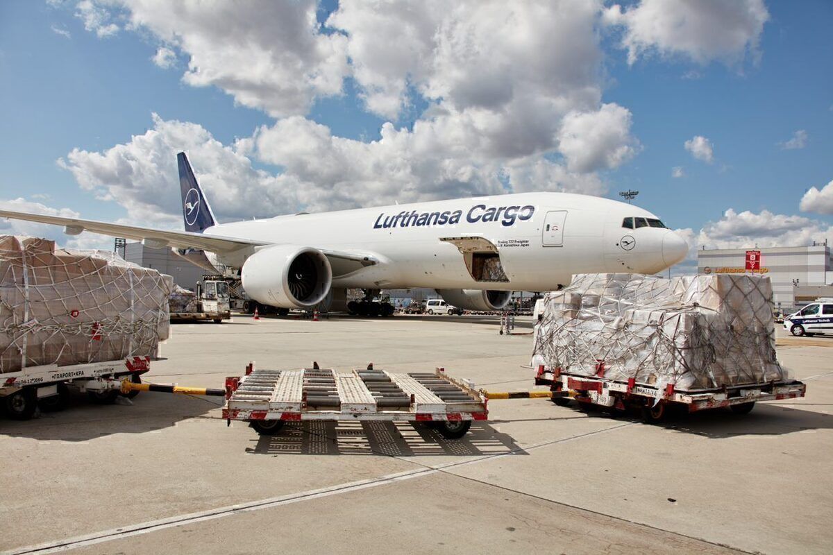 Lufthansa Launches Premium Shipping Option For COVID-19 Vaccine