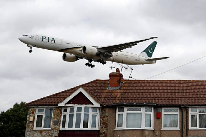 What Happened To Pakistan International's Boeing 787 Order?