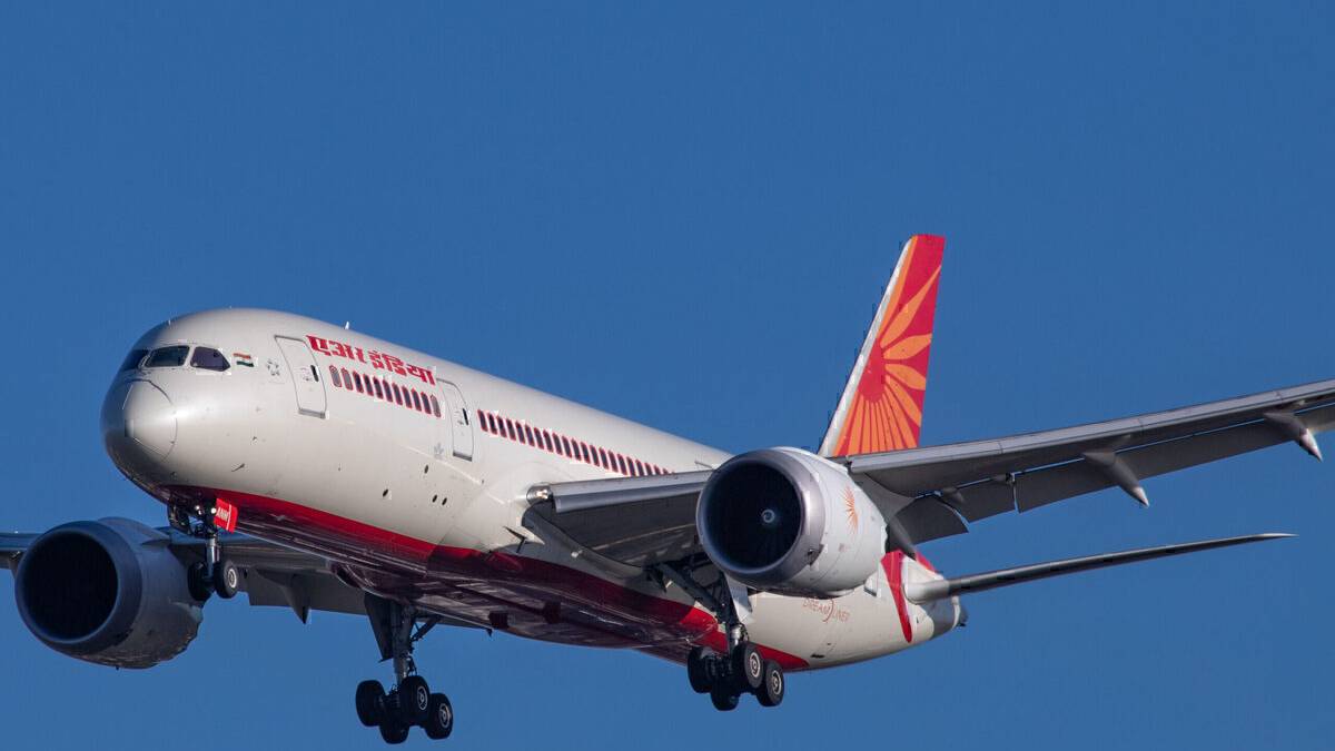 Air India's Pilots Decline To Bid For Airline