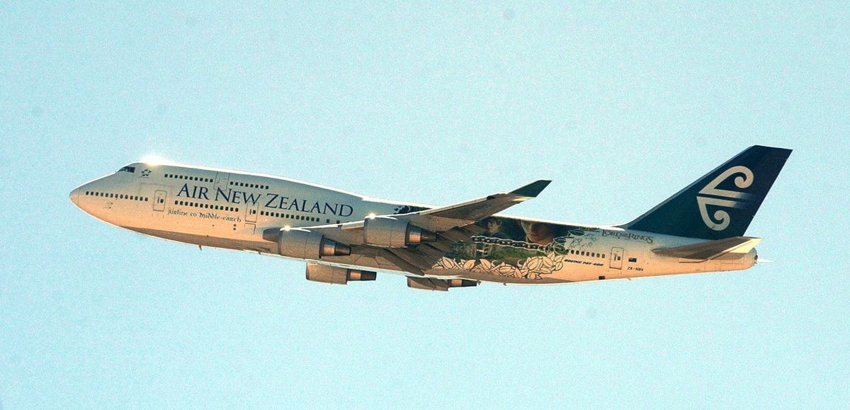 藍都ページ The Quest To Turn An Ex Air New Zealand 747 Into A Wanaka Airport