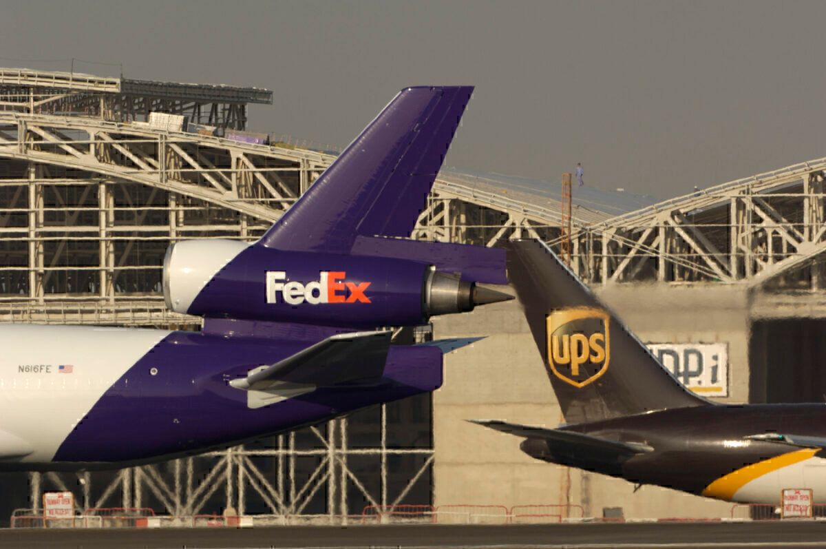 Inside The Rapid Growth Of US Cargo Hub Airports