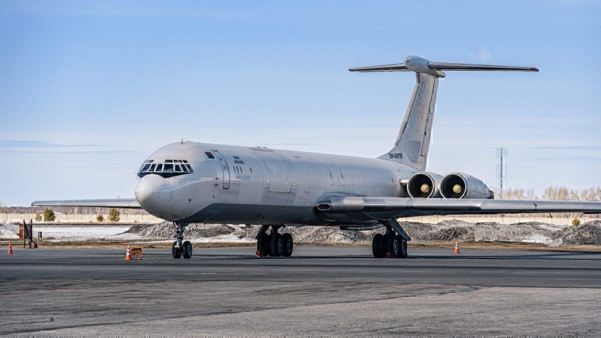 Wow: Rada Airlines Ilyushin Il-62 Clips Trees In Miscalculated Takeoff
