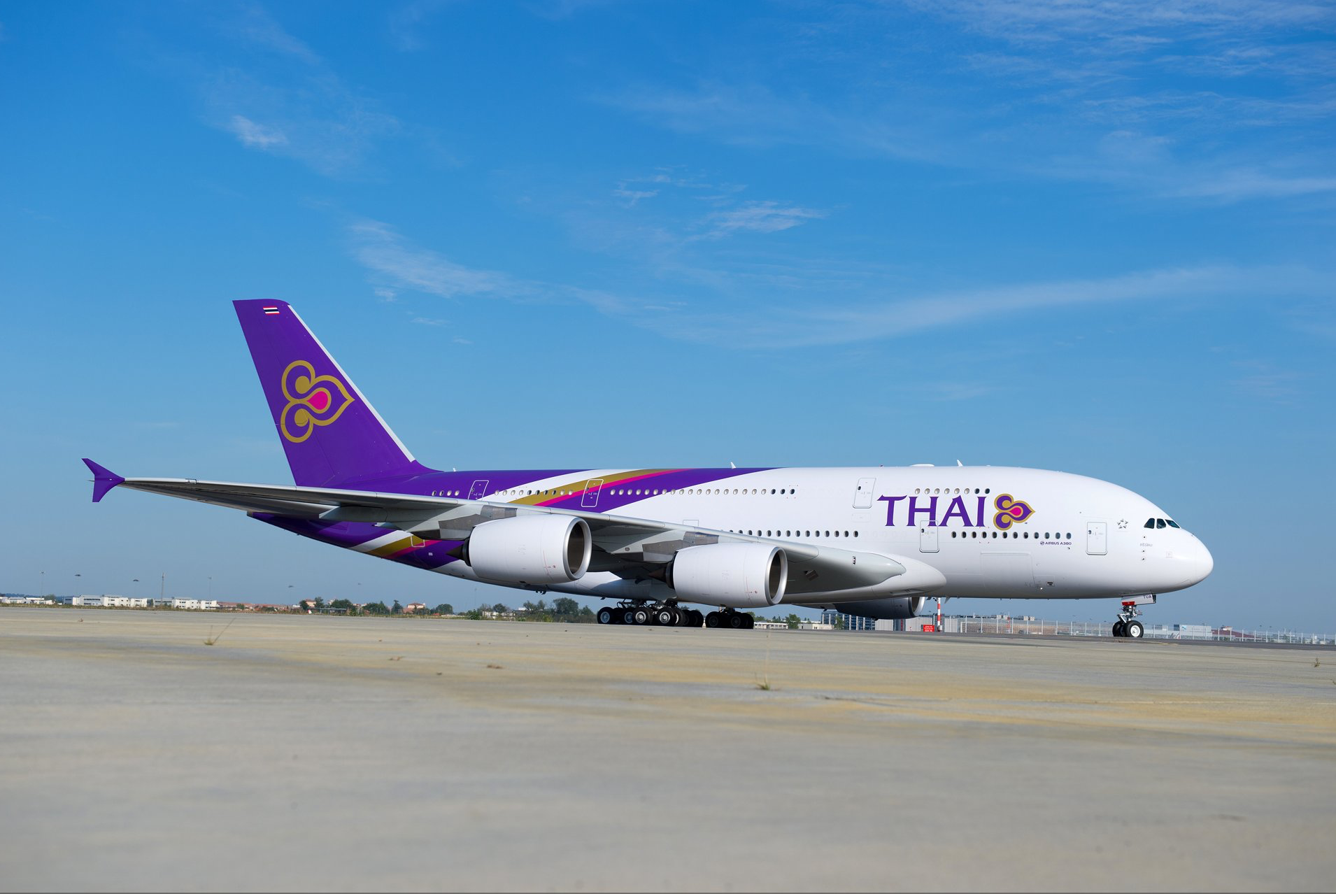 Thai Airways Lists Two Airbus A380 Superjumbos For Sale