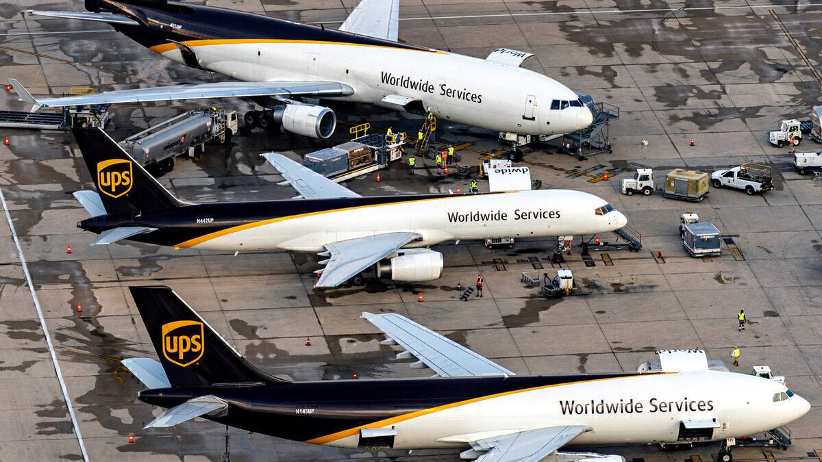 Cargo Carriers Say Passenger Airlines Vaccine Capacity Not Needed