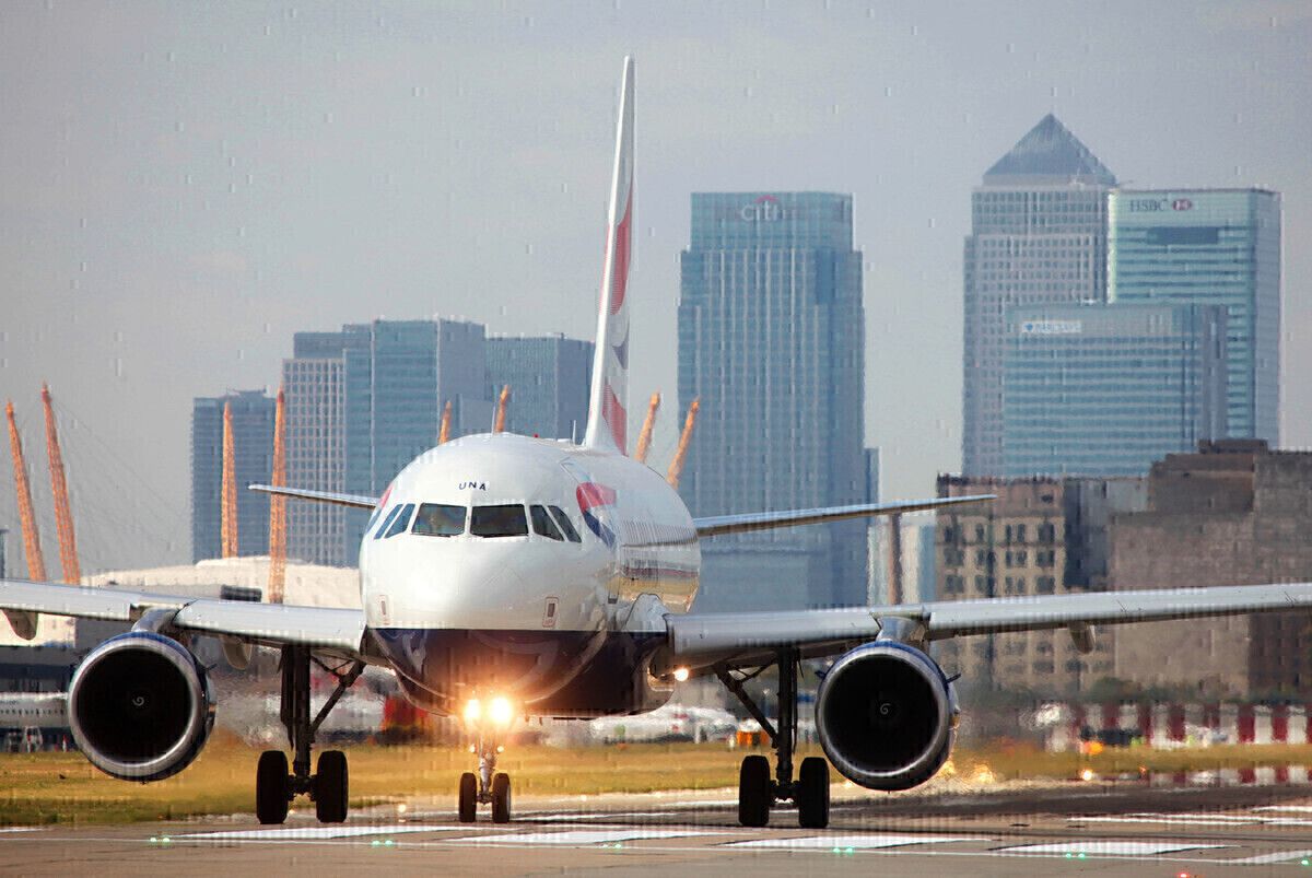 London City Airport Ups Capacity With New Stands And Taxiway
