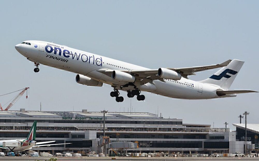 【美品】FINNAIR A340-300 ワンワールド Phoenix 美品】FINNAIR A340-300 ワンワールド Phoenix