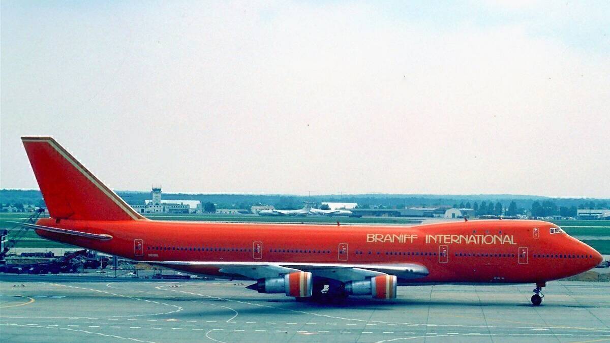 What Happened To Braniff's Boeing 747 Aircraft?