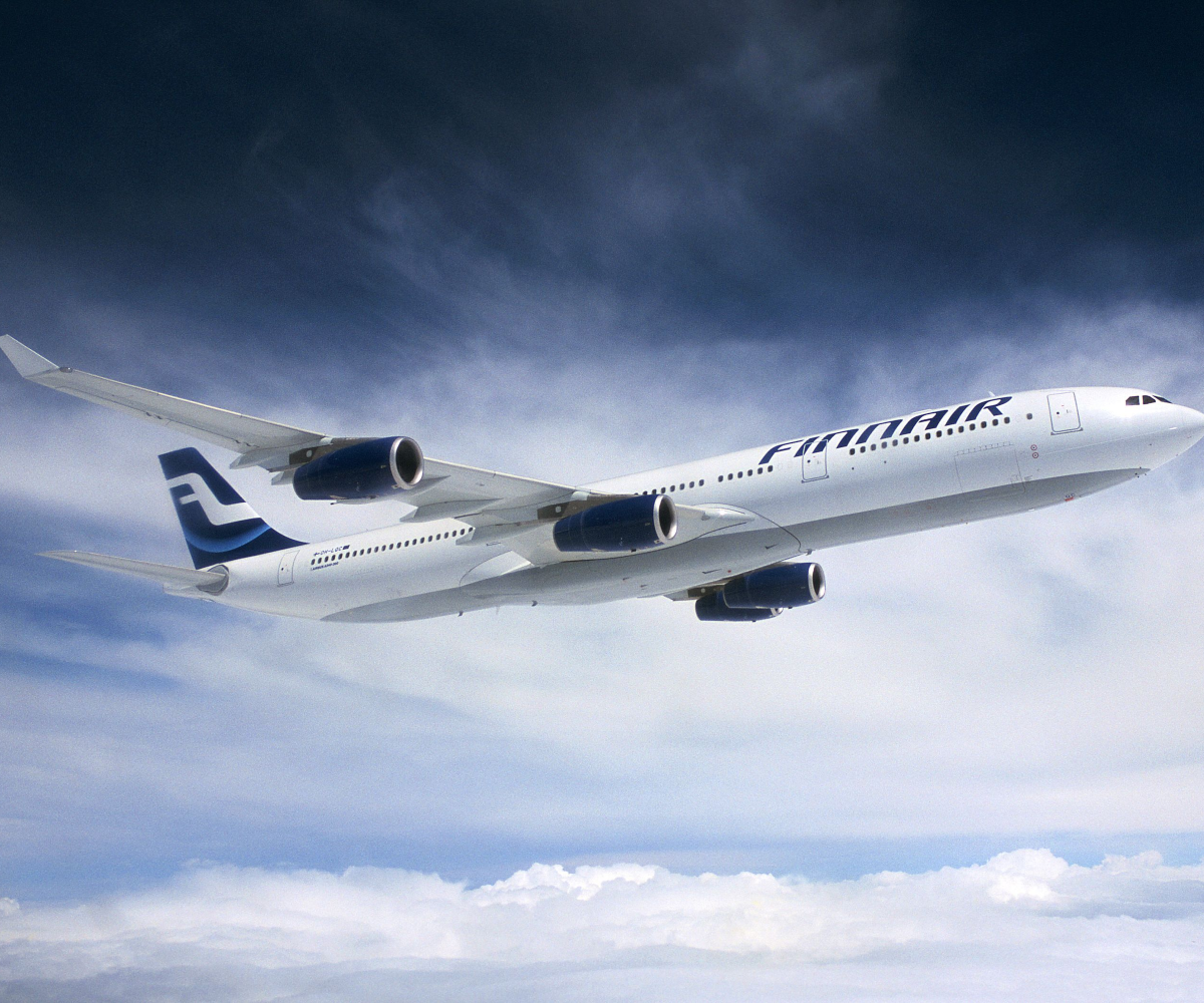 【美品】FINNAIR A340-300 ワンワールド Phoenix 美品】FINNAIR A340-300 ワンワールド Phoenix