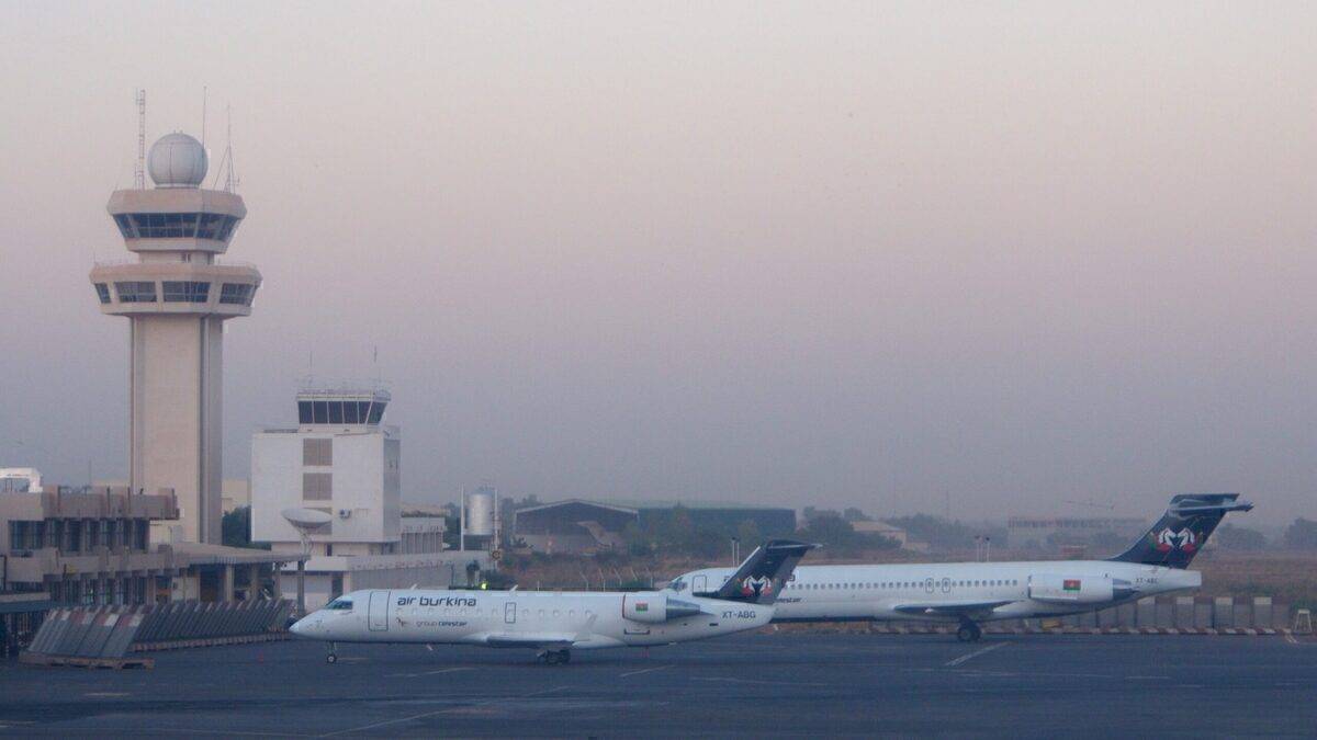 Burkina Faso's Air Burkina Eyes The Airbus A220 Alongside ERJs