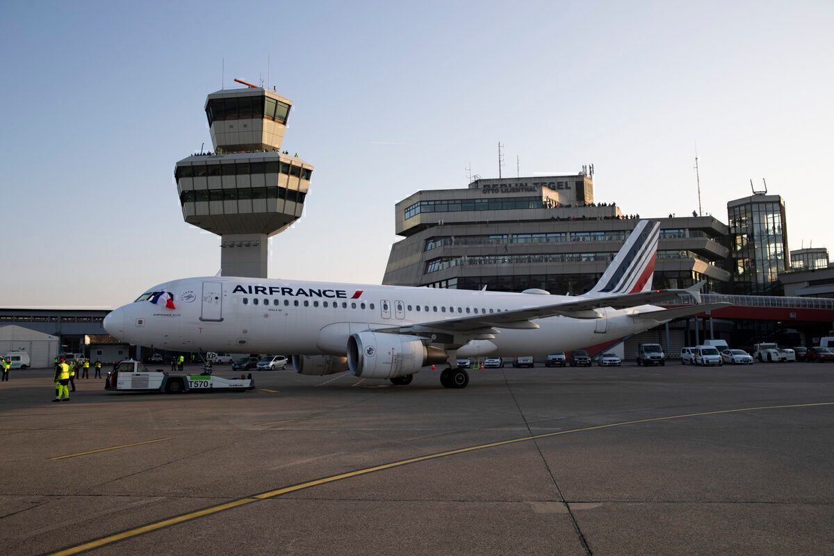 Berlin Repurposes Airports As COVID Vaccination Centers