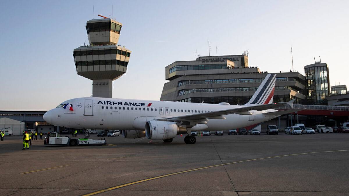Berlin Repurposes Airports As COVID Vaccination Centers