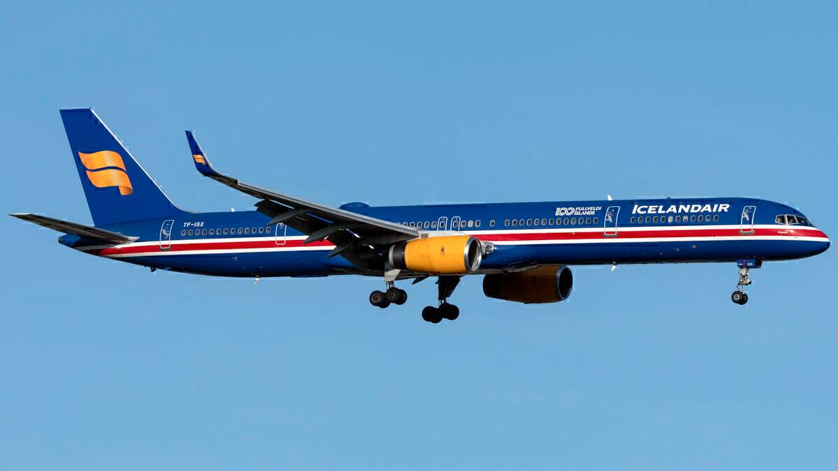 Did Boeing Make The 757-300 Too Long?